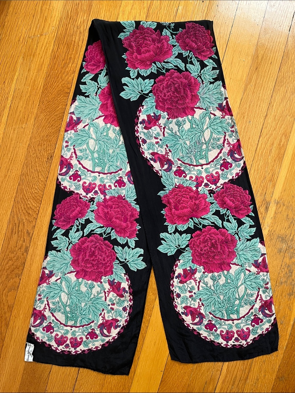 Ginnie Johansen Inc. 100% Silk 1989 Vintage 80s Teal Magenta Pink & Black Scarf